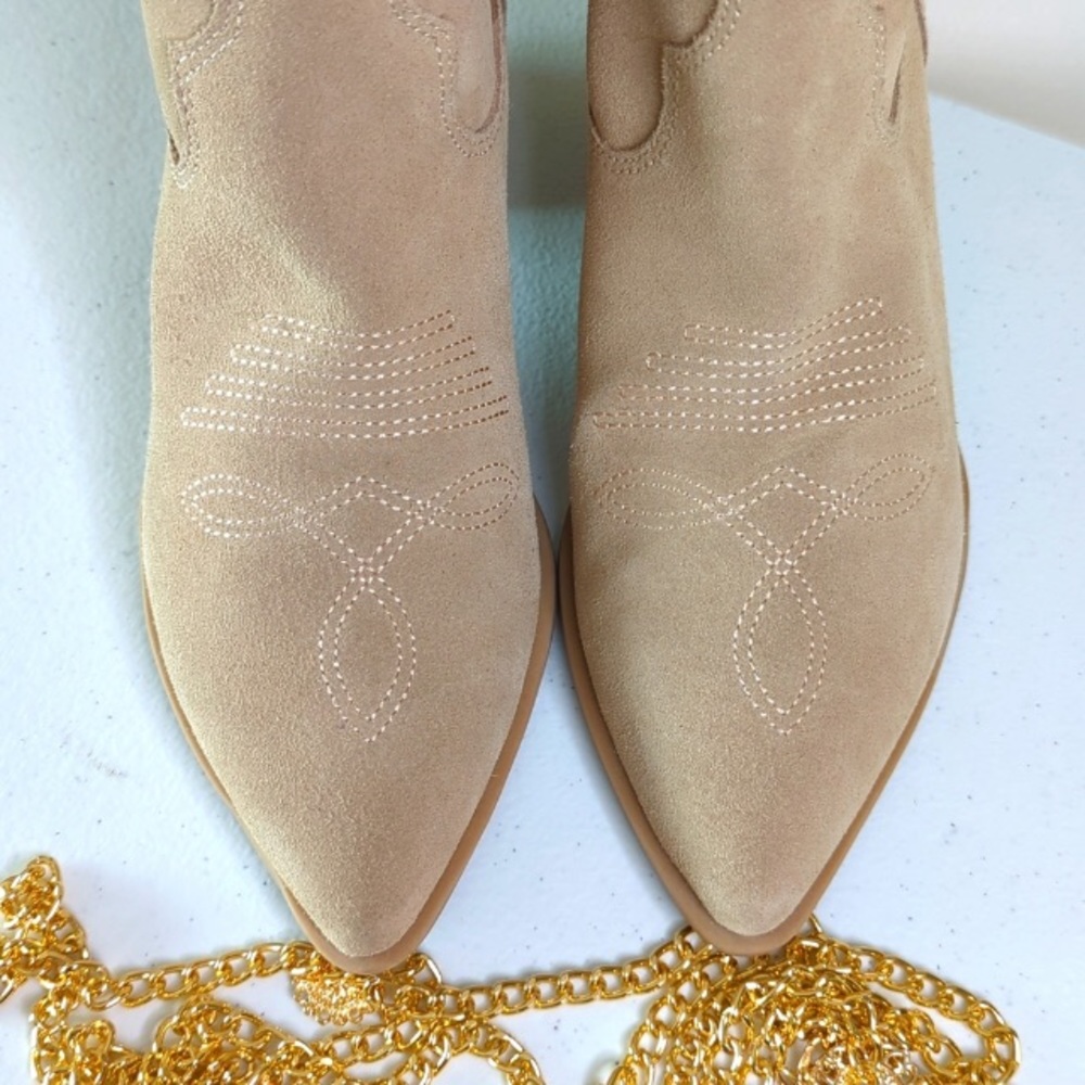 Dolce Vita Solow Western Bootie -Size 8.5 and 9 Dune Suede Color - Picture 14 of 16
